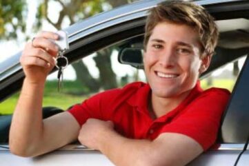 Conduire une voiture sans permis dès 14 ans