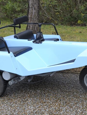 Porquerolles Voiture Electronique 1973